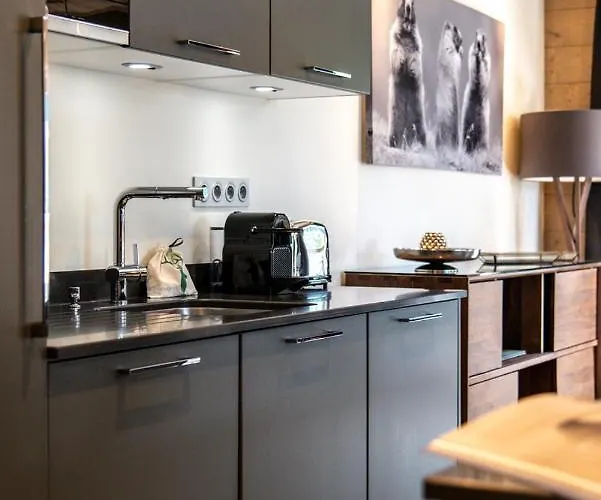 Mammoth By Alpine Apartman